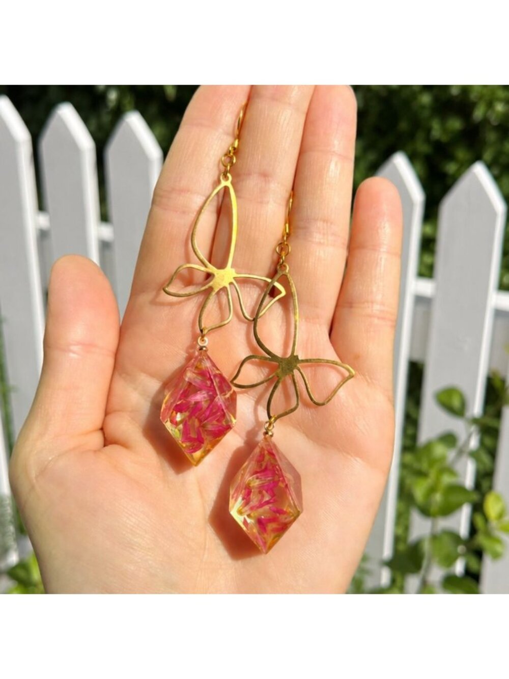 Pressed Flower Earrings Botanical Earrings Resin Flower Earrings Butterfly